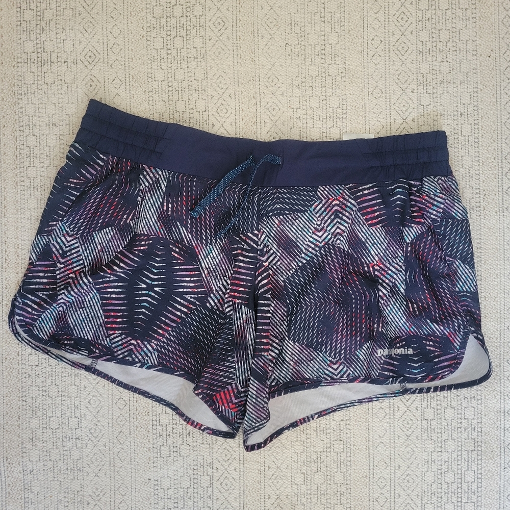 Patagonia Women's Athletic Shorts - Navy and Pink Pattern